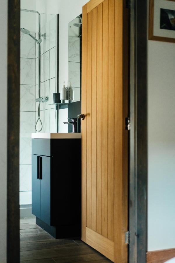 Rigney Bank House, South Lakes Luxury Apartments ミルソープ エクステリア 写真