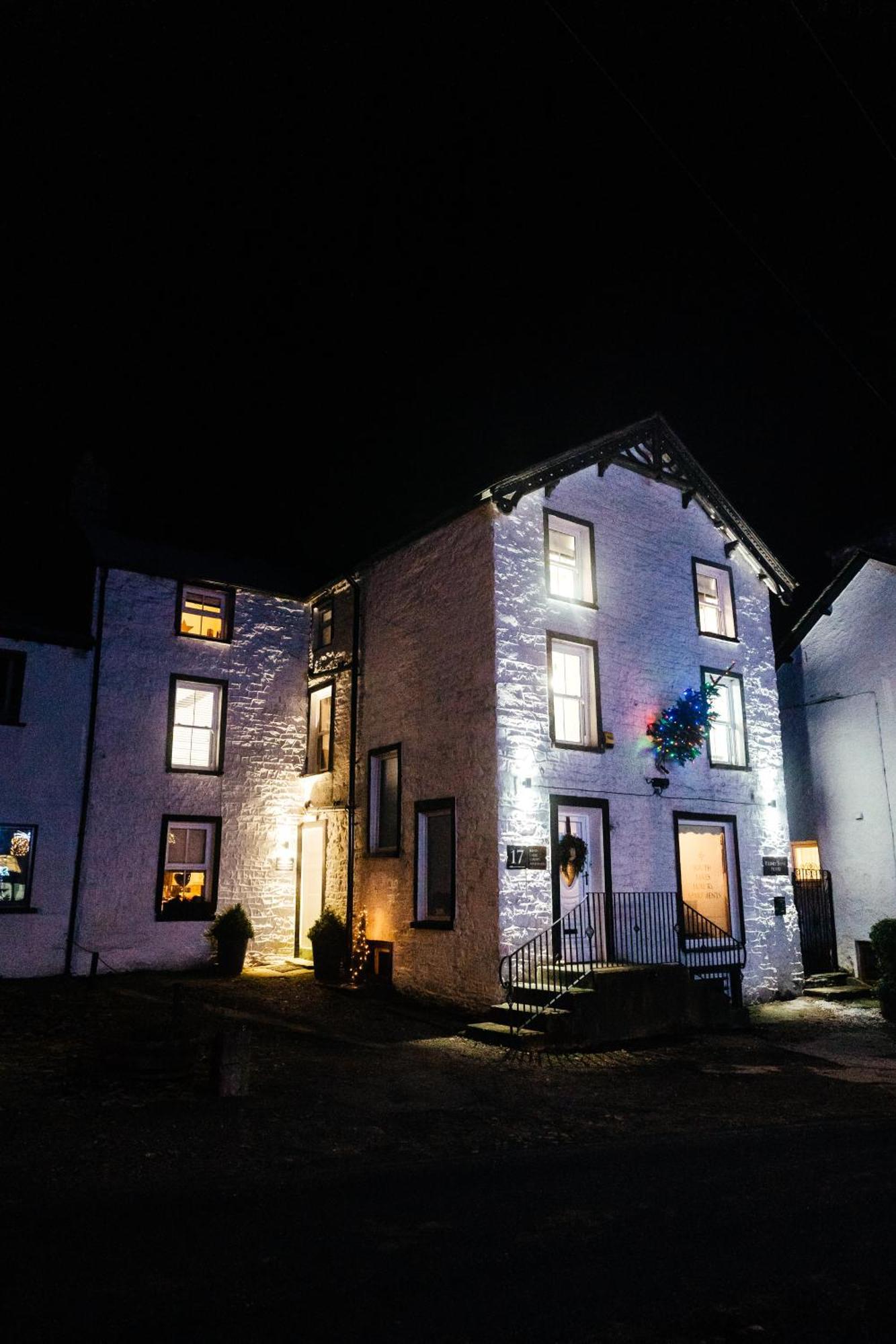 Rigney Bank House, South Lakes Luxury Apartments ミルソープ エクステリア 写真