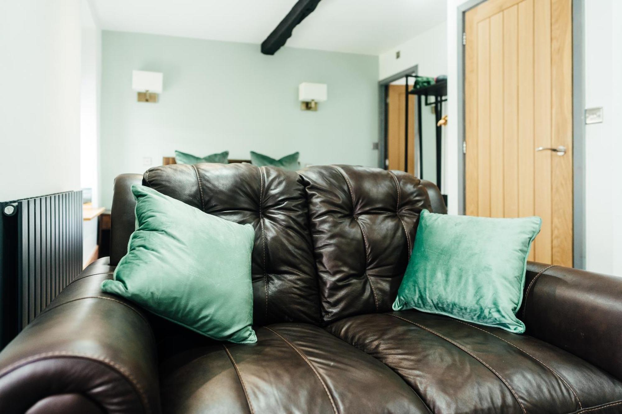 Rigney Bank House, South Lakes Luxury Apartments ミルソープ エクステリア 写真